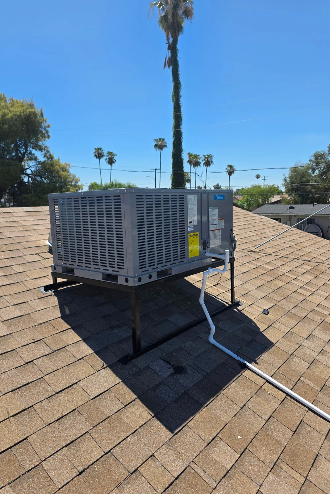 Midea rooftop package unit installed by Chandler Air Mechanical